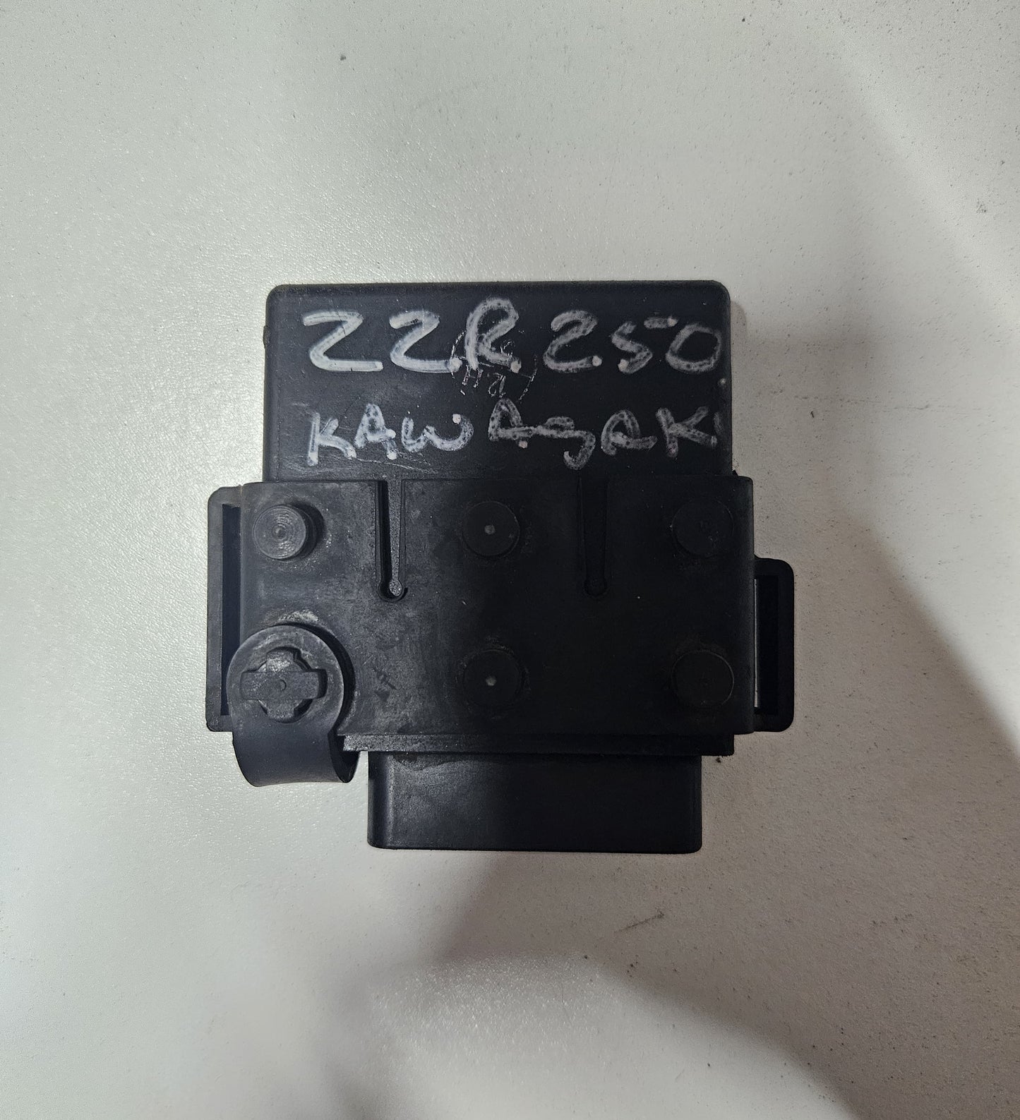 Kawasaki ZZ-R250 ZZR250 CDI / ECU