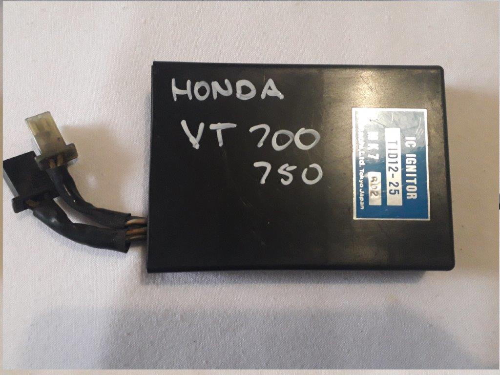 Honda VT700 VT750 CDI / ECU