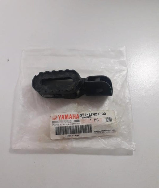 Yamaha XT250 Right Footrest