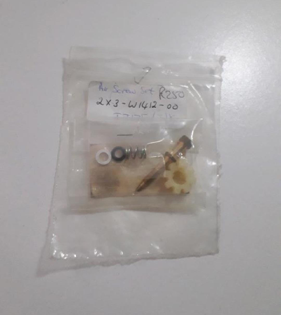 Yamaha IT175 Air Screw Set